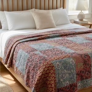 Authentic Handmade King-Size Kantha Quilt / Reversible Cotton